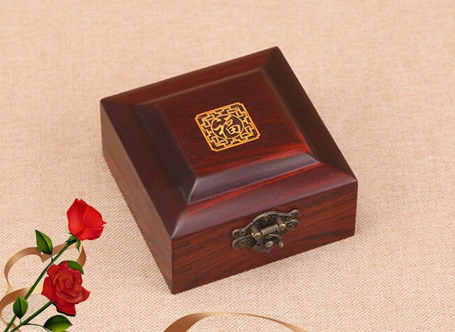 高档木盒如何防潮防霉